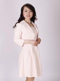 大清宝典珍珠嫂子的扮演者介绍、是谁演的？