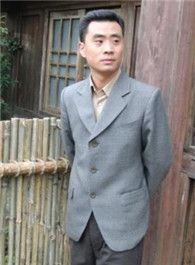 中国式法庭陈侦查员的扮演者介绍、是谁演的？