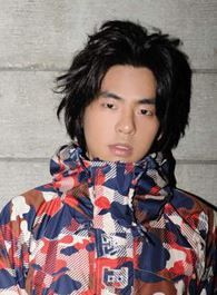 冰火奇缘欧阳敬的扮演者介绍、是谁演的？