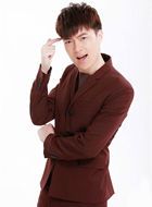 别让爱你的人等太久黄少天的扮演者介绍、是谁演的？