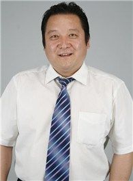 我叫郝聪明2郑父的扮演者介绍、是谁演的？