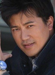 甜蜜暴击明天父亲的扮演者介绍、是谁演的？