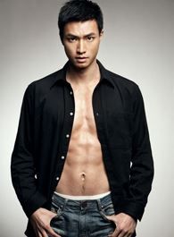 花千骨2015朔风的扮演者介绍、是谁演的？