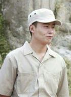 绝杀三十三梁万城的扮演者介绍、是谁演的？