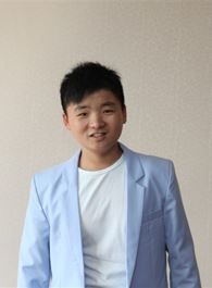 刘少奇的故事续集吴小伟的扮演者介绍、是谁演的？