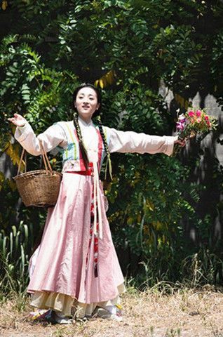 新济公活佛(下部)江蕴正的扮演者介绍、是谁演的？