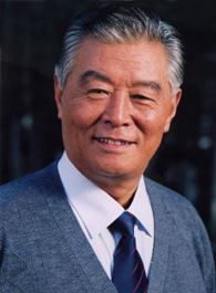 追爱范增的扮演者介绍、是谁演的？