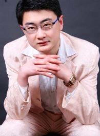 带着爸爸去留学朱鹏伟的扮演者介绍、是谁演的？