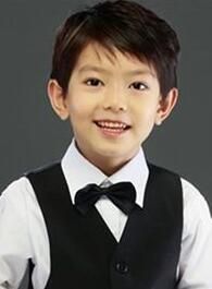 暖暖的幸福郝前程的扮演者介绍、是谁演的？