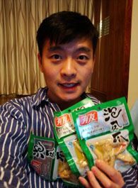 雪豹水生的扮演者介绍、是谁演的？