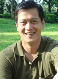 夏日心跳夏爸爸的扮演者介绍、是谁演的？