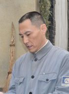 太行山上邓小平的扮演者介绍、是谁演的？