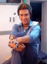 爱的正确标记法万明台的扮演者介绍、是谁演的？