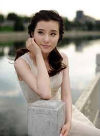 玄门大师大小镜灵的扮演者介绍、是谁演的？