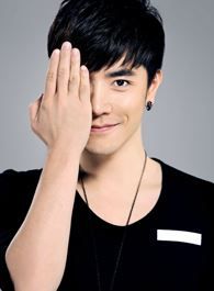 云巅之上杨明义的扮演者介绍、是谁演的？