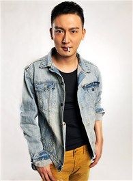 踏破硝烟秦大耳朵的扮演者介绍、是谁演的？