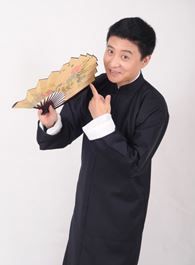 妈妈像花儿一样唐主任的扮演者介绍、是谁演的？