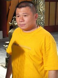 新济公活佛(下部)包土豪的扮演者介绍、是谁演的？