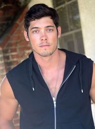 他来了,请闭眼Barnes的扮演者介绍、是谁演的？