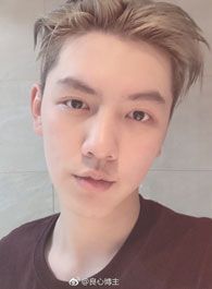 同学今天也很和睦张远山的扮演者介绍、是谁演的？