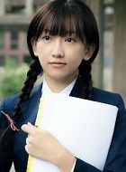 三年二班2张静的扮演者介绍、是谁演的？